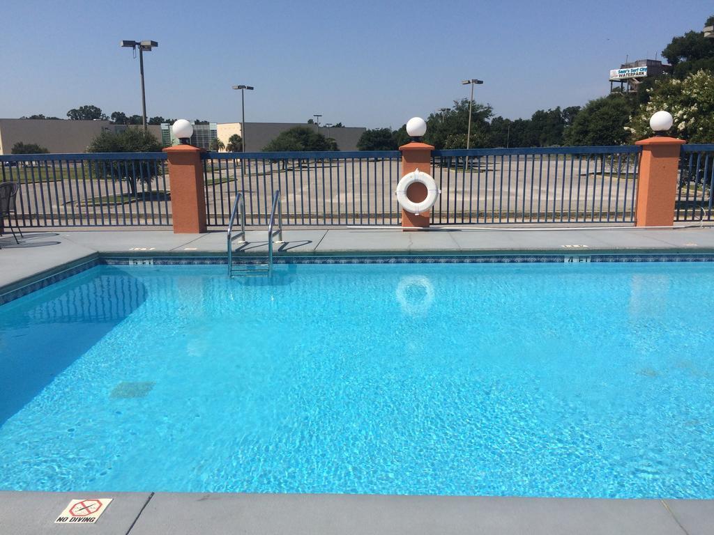 Luxury Suites Pensacola Exterior foto